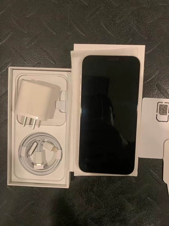 Apple/苹果 iPhone12 苹果手...
