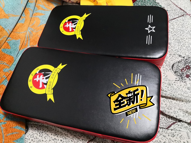 成人散打脚靶跆拳道训练器材护具拳击儿童拳靶...