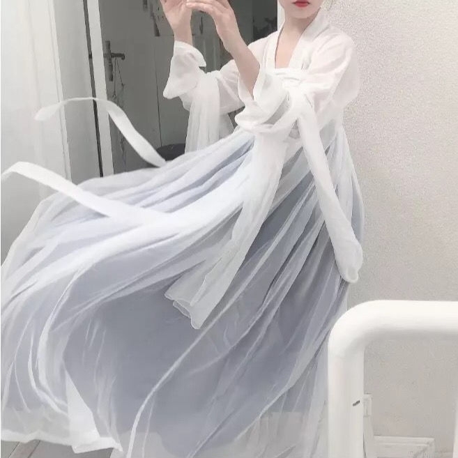 万里晴空 学生汉服元素女超仙刺绣齐胸襦裙大...