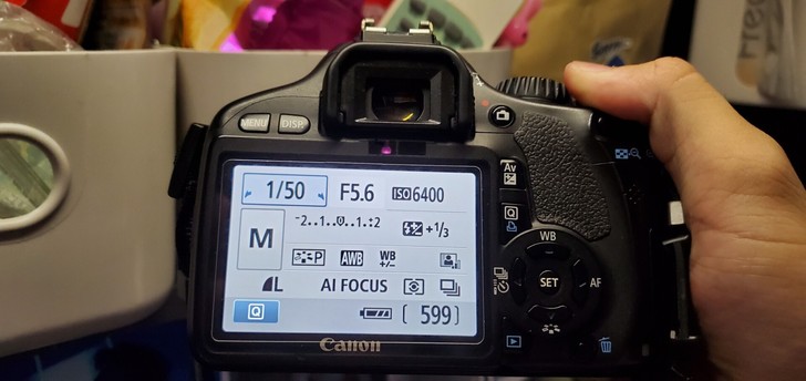 佳能550D单反套机,配佳能18-55II...