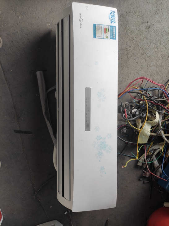 两匹冷俊星内机风口机变频内机15年左右的，...