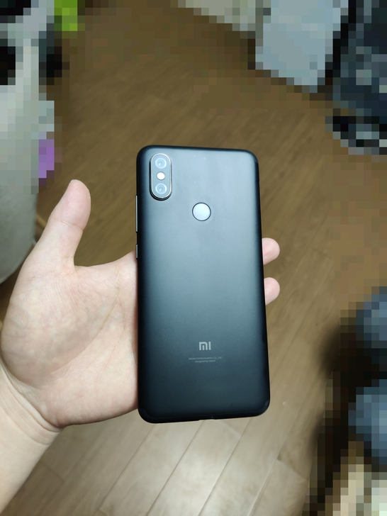 账号已退，小米6x， 6128g国行全网通...