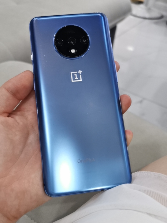 一加7t  9新 8+256