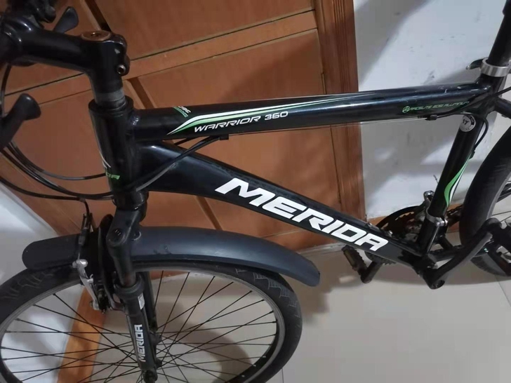 美利达山地车,闲置出售,功能完好,车架17...