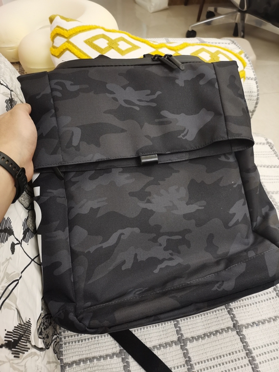 联想C1背包，从来没用过，当时买r9000...