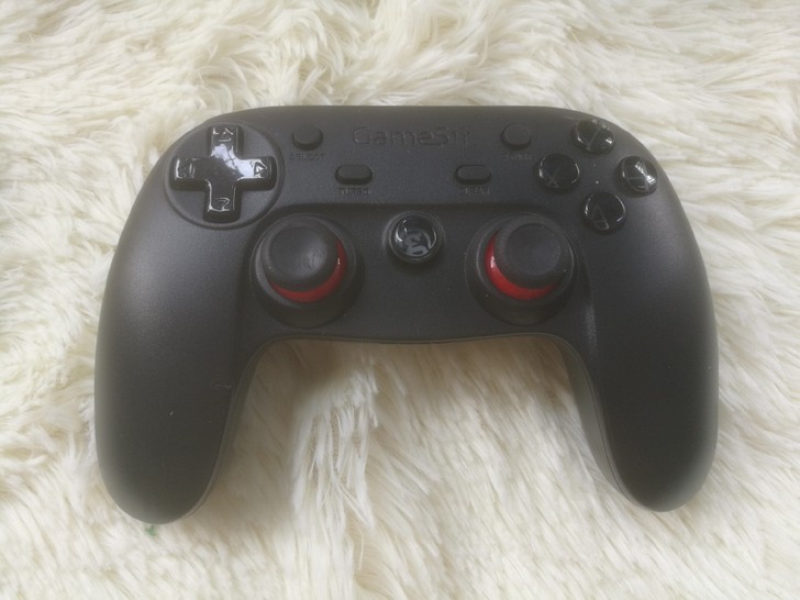 gamesir手柄,就这个无其他东西。