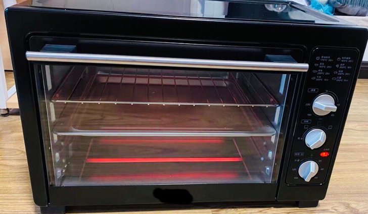 家里闲置两个电烤箱，一个全新70块钱出售，...