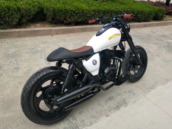 风暴哈雷款太子摩托车两轮跑车燃油复古跨骑街...