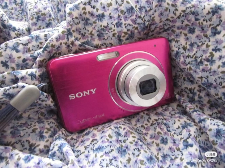 索尼w310    ‖   238  元