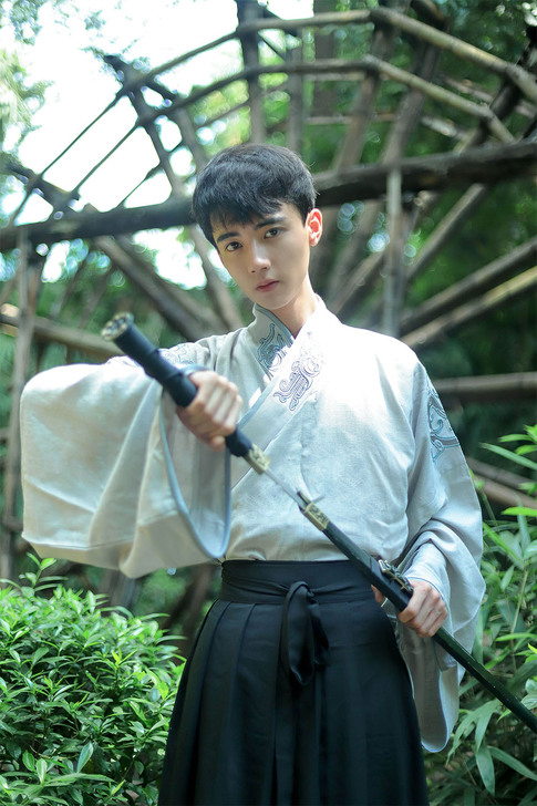 南雅集   楚江   传统日常刺绣上衣下裳...