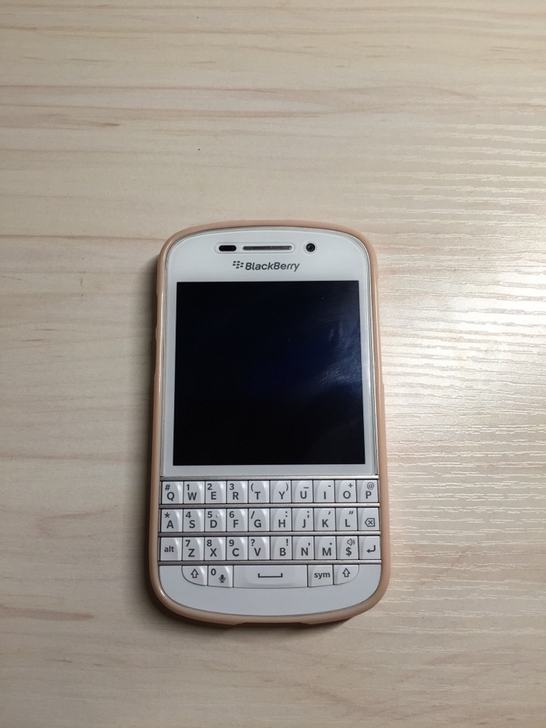 黑莓Q10
