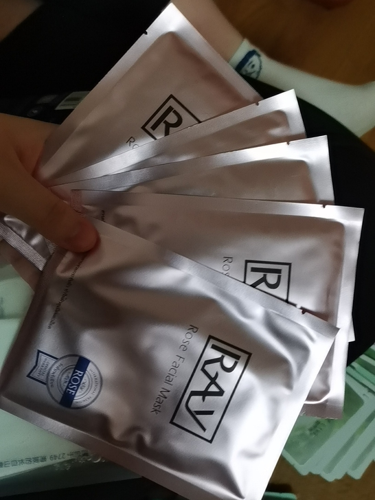 粉RAY泰国面膜正品女补水保湿收缩毛孔紧致...