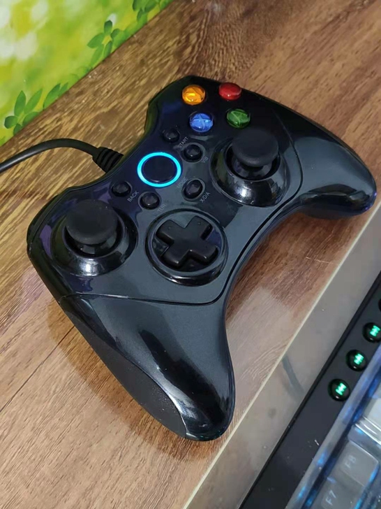 雷柏v600有线振动游戏手柄