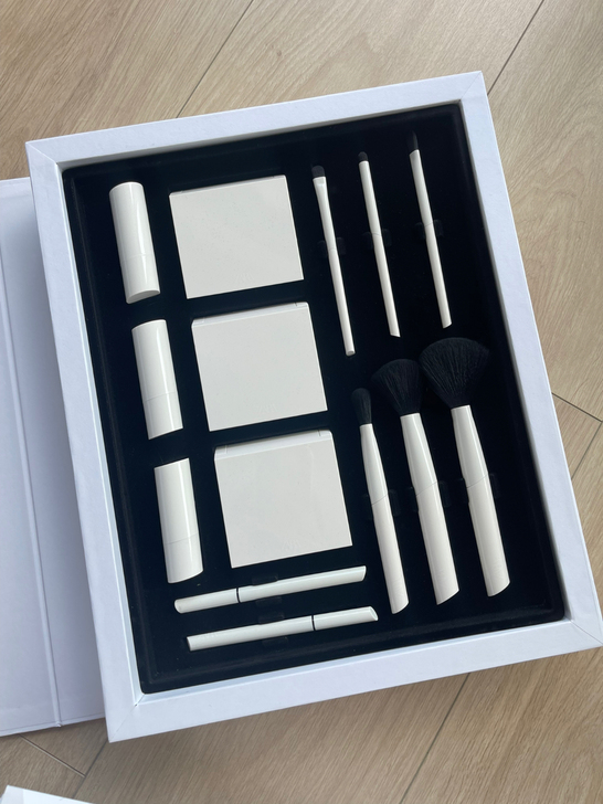 Zara全套彩妆 口红眼影刷子蜜粉眼线