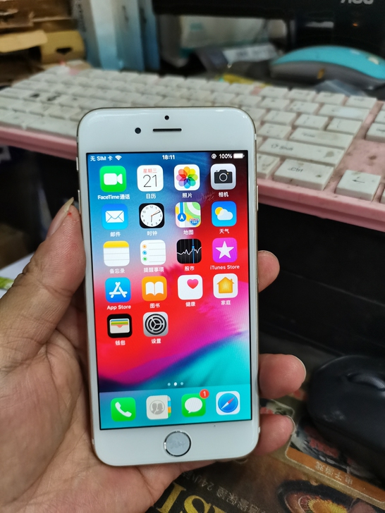 苹果IPhone6s，插电信卡4G移动2g...