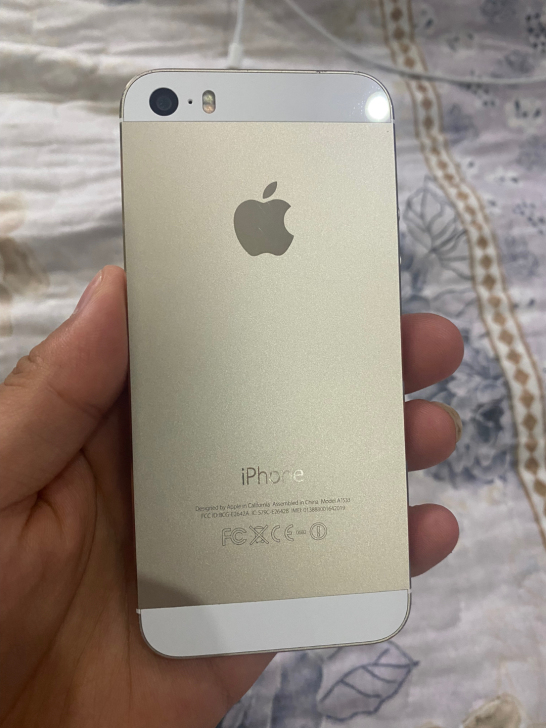苹果5s9系统，联通4G移动2，无锁，64...