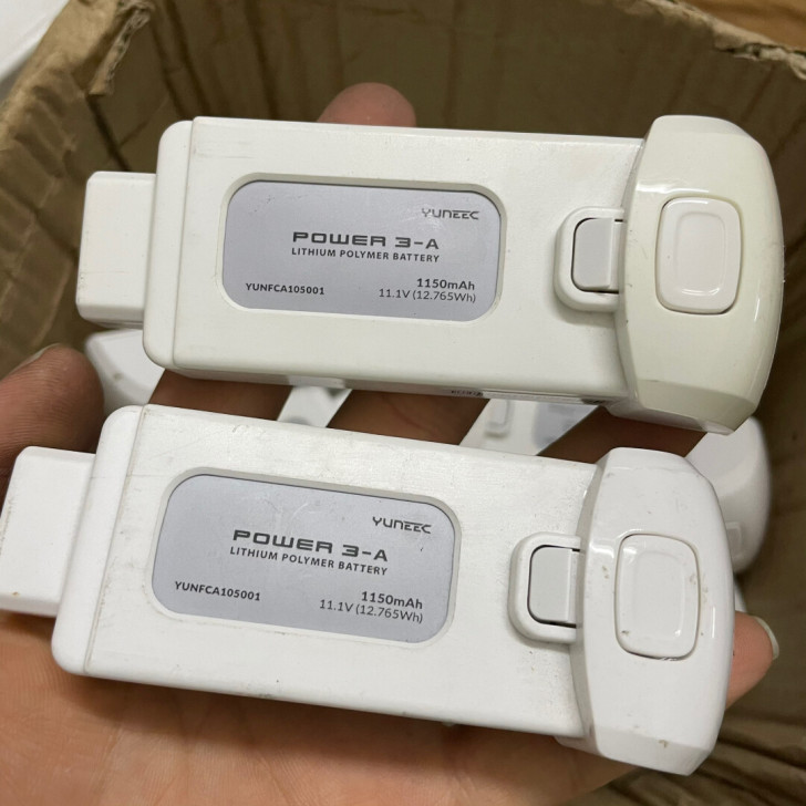 昊翔轻风无人机坏电池 有兴趣研究的朋友可以...