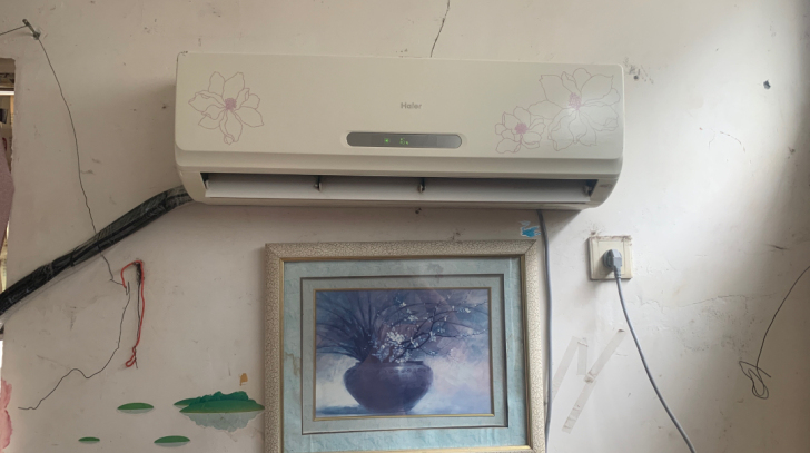 变频空调内机一个海尔的300，空调内机看清...