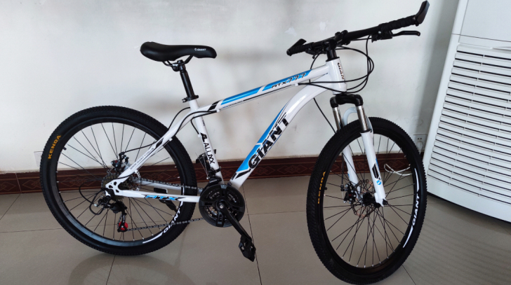 包快递捷安特山地车高档自行车碟刹越野山地车...