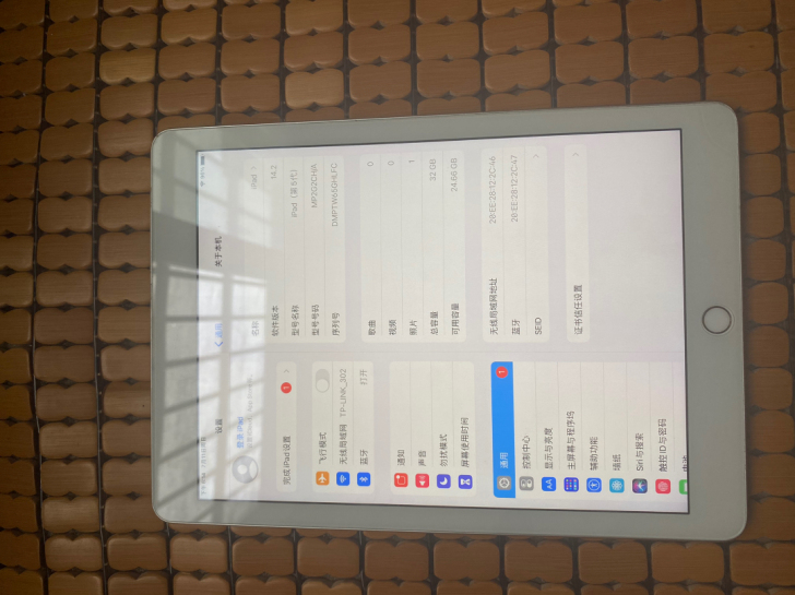 小姐姐自用ipad5，国行WIFI版，32...