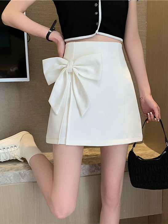 蝴蝶结短裙