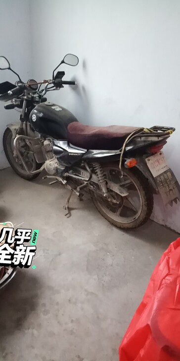 自己买的摩托车原价9000多买的，车在安徽...