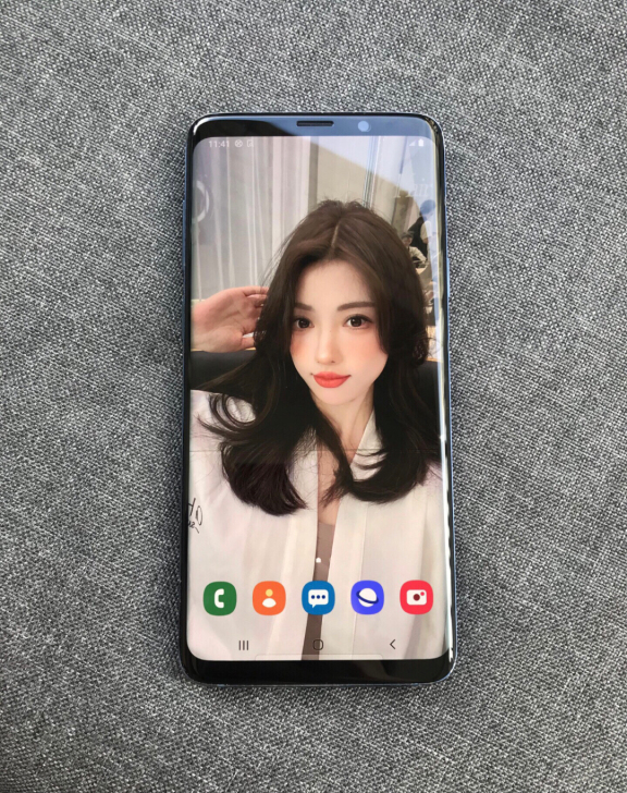 自用几乎全新三星s9+国行系统全网通曲面屏...