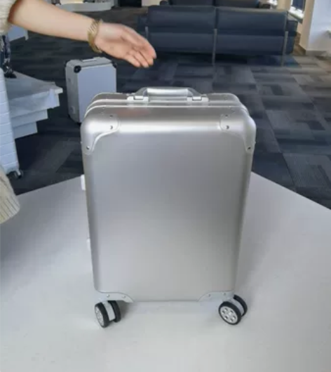 必要商城 网易严选行李箱处理  因为工厂合...