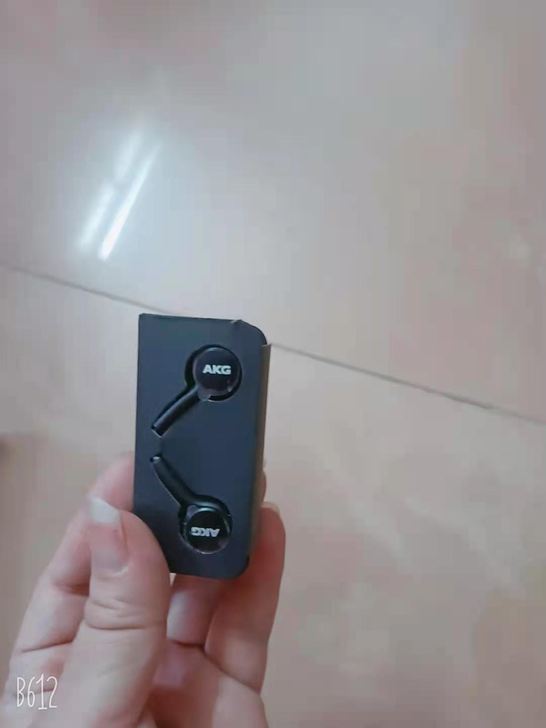 三星手机耳机，全新三星正品，购买手机里面带...