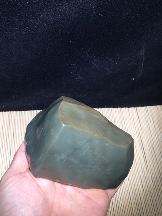 戈壁泥石绿泥石
