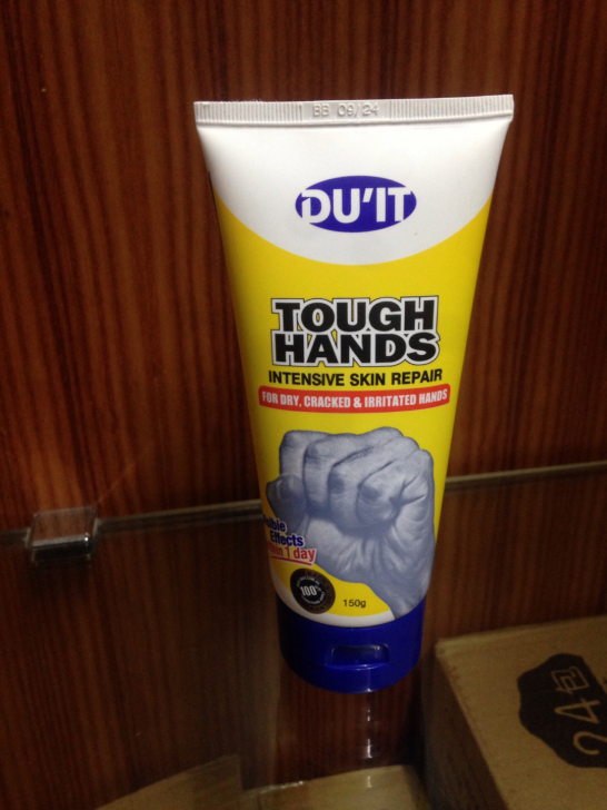 全新澳洲急救手膜150g. 澳洲脚膜50g...