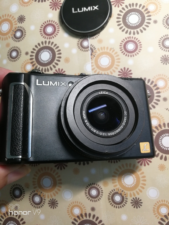 松下lx3相机。