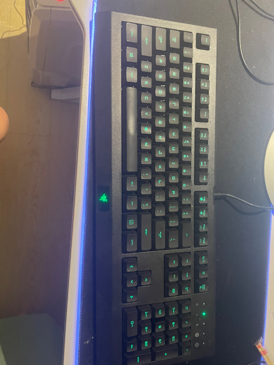 雷蛇键盘 买了两个多月