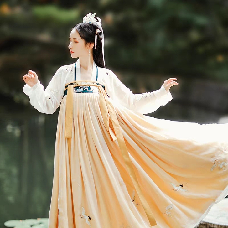 池夏绝版汉服凌绝