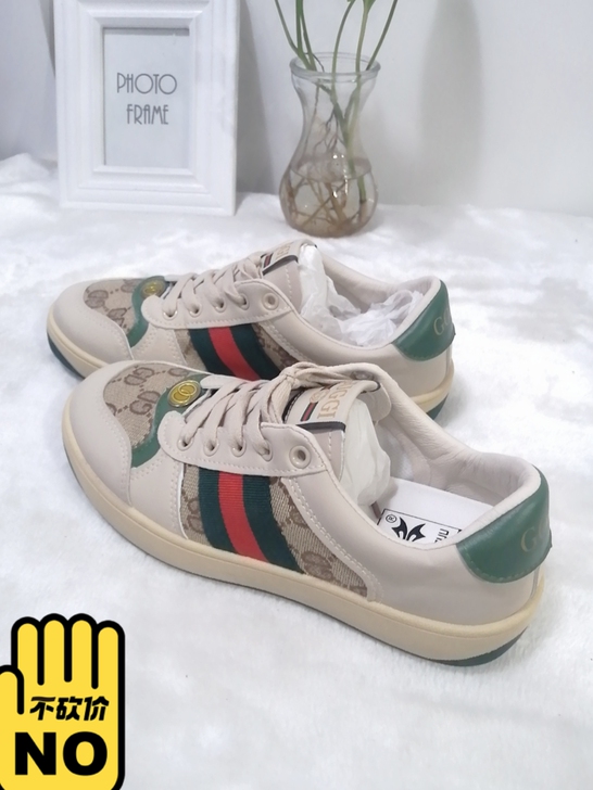 （全新款），女士小板鞋，鞋码35__40码...