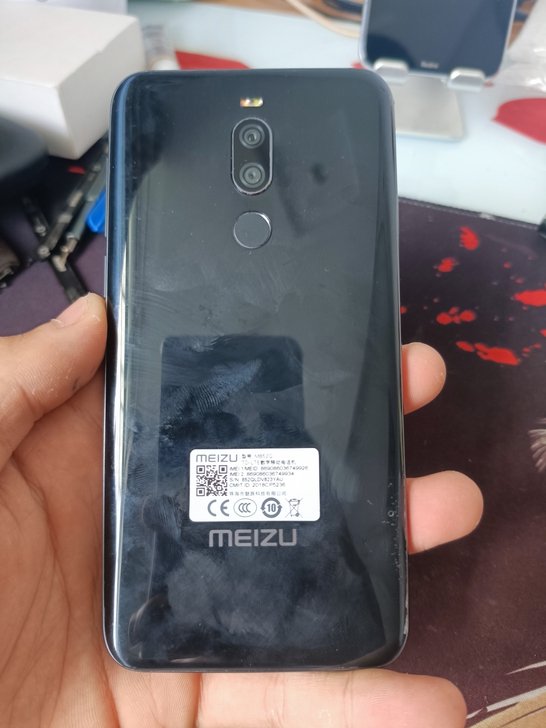 魅族x8  4+64   全原装， 店铺保...