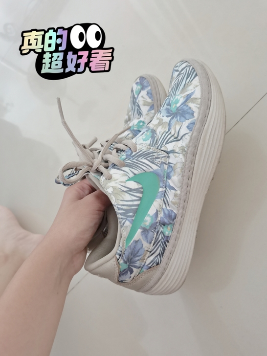 NIKE几乎全新,女休闲鞋,保证正品,十分...