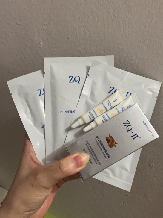 ZQ-ll雅莎系列名门果酸唤肤精华液15毫升