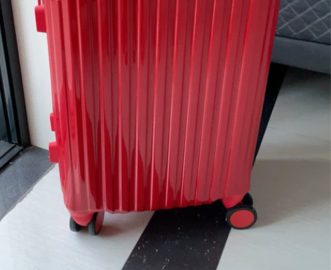 行李箱拉杆箱20寸便宜出,买回来没用过,全...