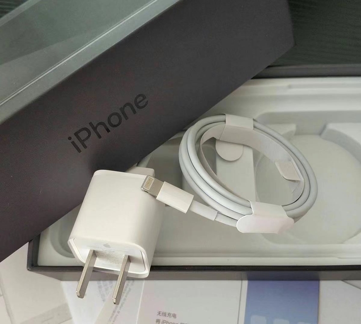 苹果手机原装5w充电器数据线一起包邮