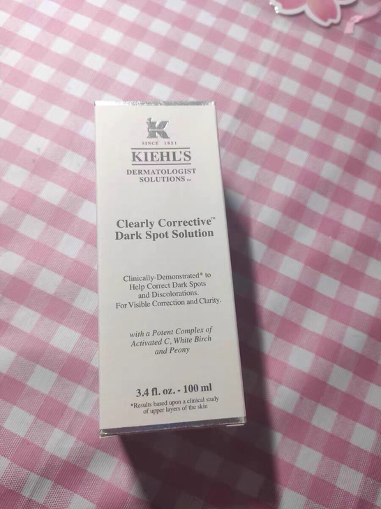 淡斑精华，个人之前喜欢跟风买，买了又容易喜...