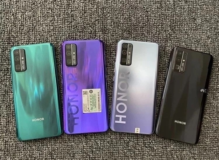【出】5G手机荣耀30.8+128G颜色种...