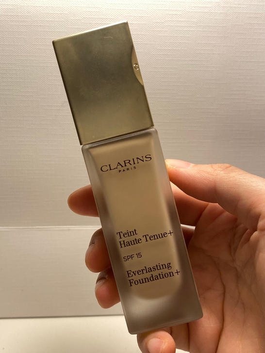 娇韵诗持久紧致薄透粉底液,色号103最白色...