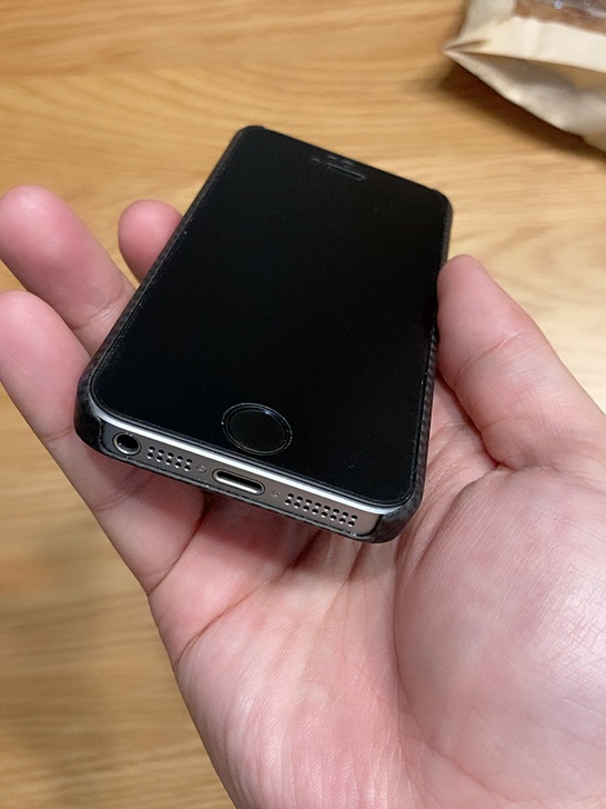 iphone 5se 32G 美版三网无锁...