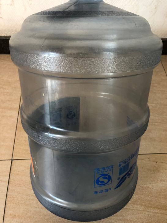 饮水机水桶 18.9升,家用商用市面上常规...