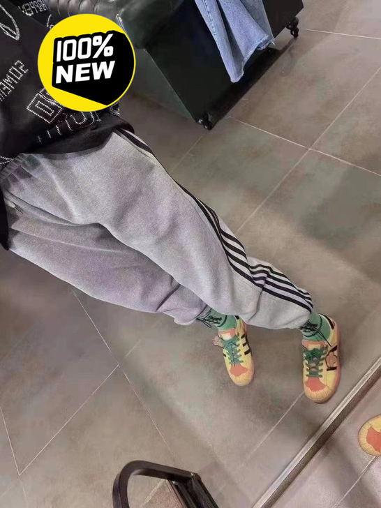 灰姑娘灰色卫裤