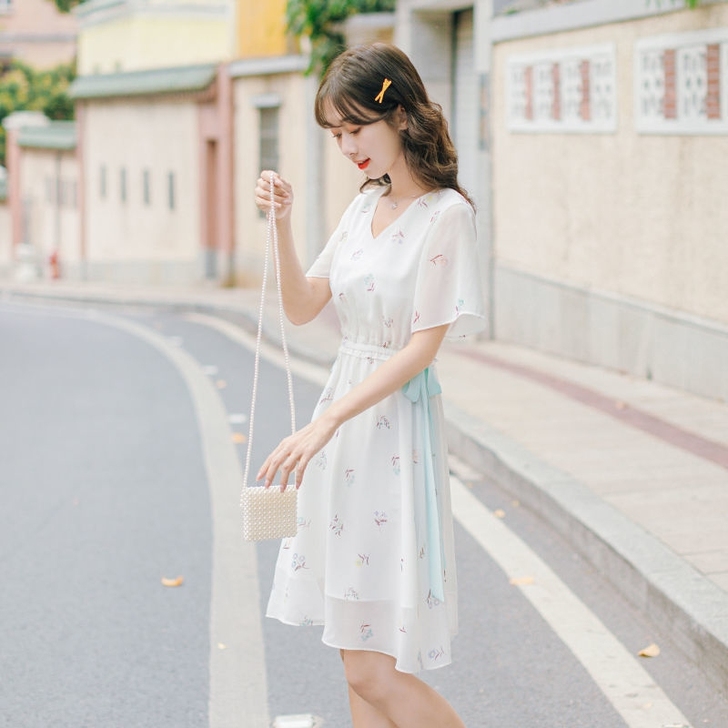 裙子新款2021年女装小个子气质修身超仙森...