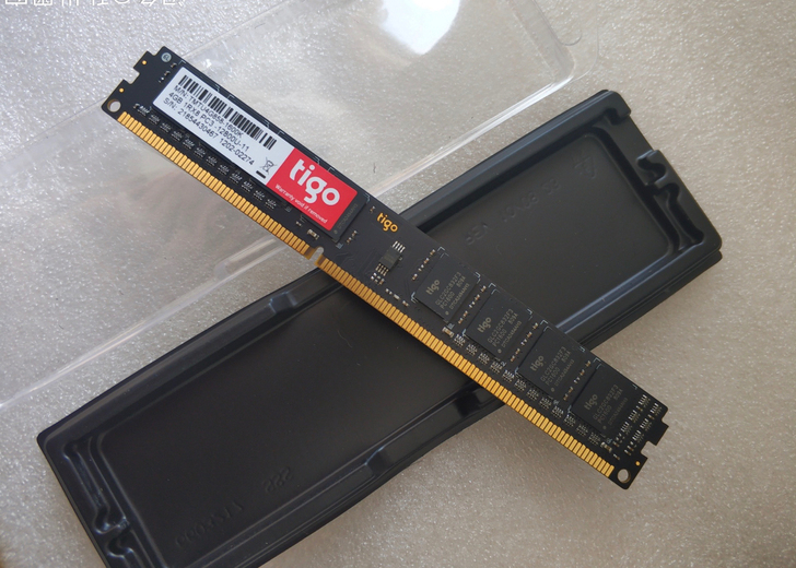 出金泰克 DDR3 1600 4G内存，成...