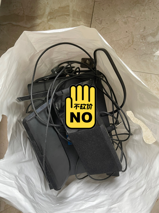 漫步者电脑音响一套 带低音炮 没有任何问题...