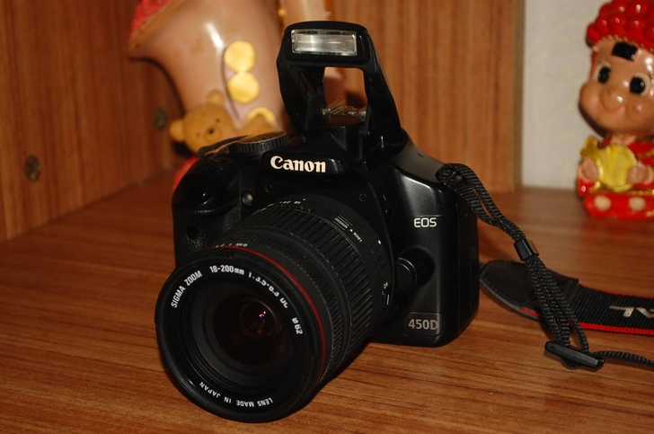 佳能450D单反相机加适马18-200镜头...